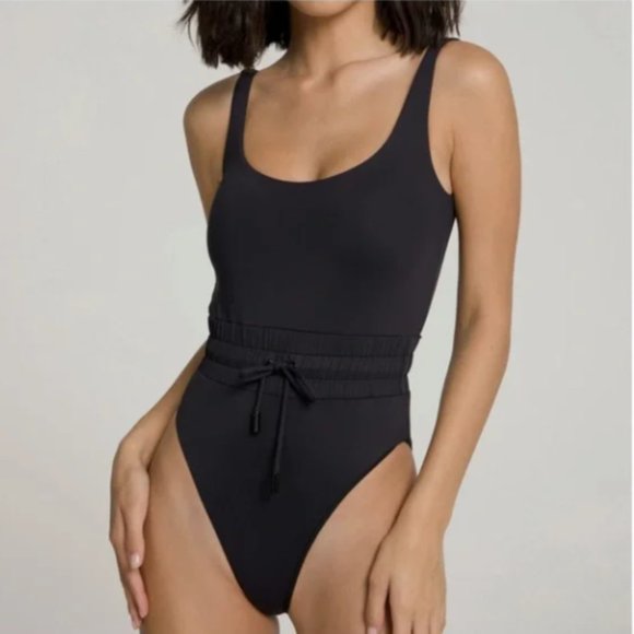 NWT Good American Waist Framer One Piece, Size 1 (US Small) - Picture 1 of 10